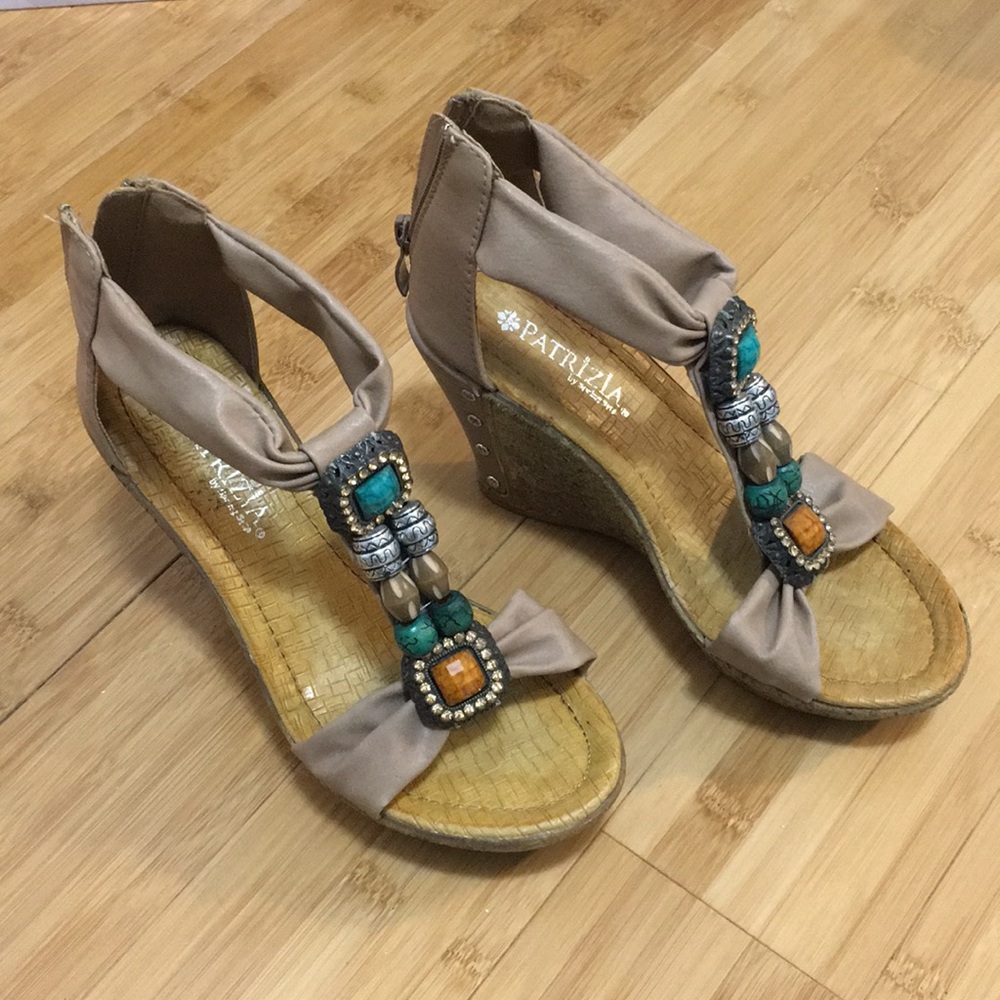 Tan wedges